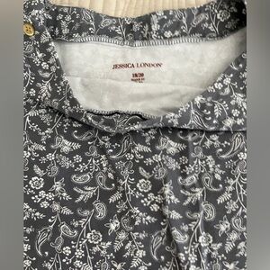 Woman’s shirt sz18/20 gray design new from Jessica London